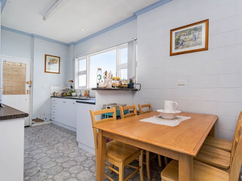 1/305 Esplanade, Henley Beach SA 5022