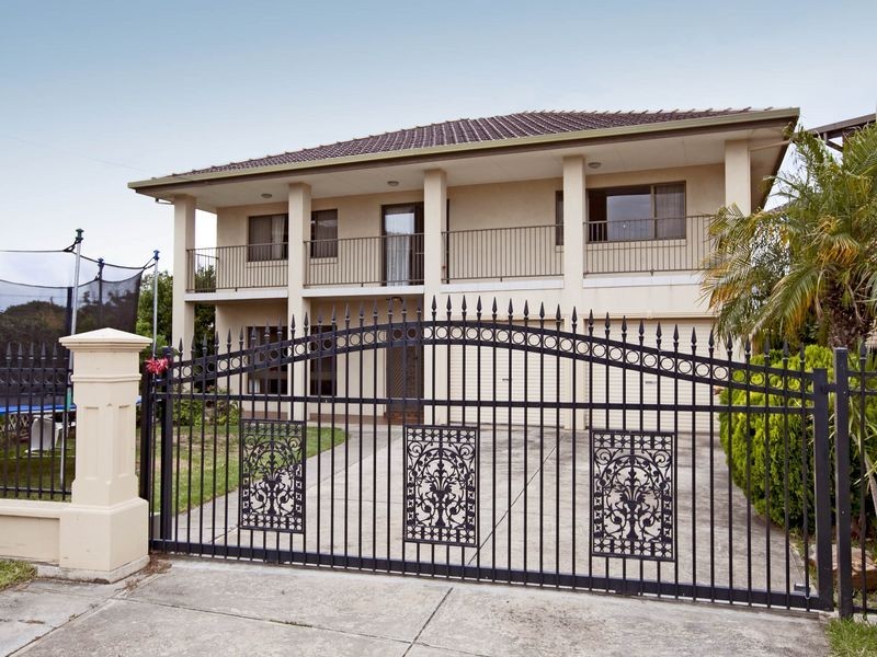 12 Roder Avenue, Kidman Park SA 5025