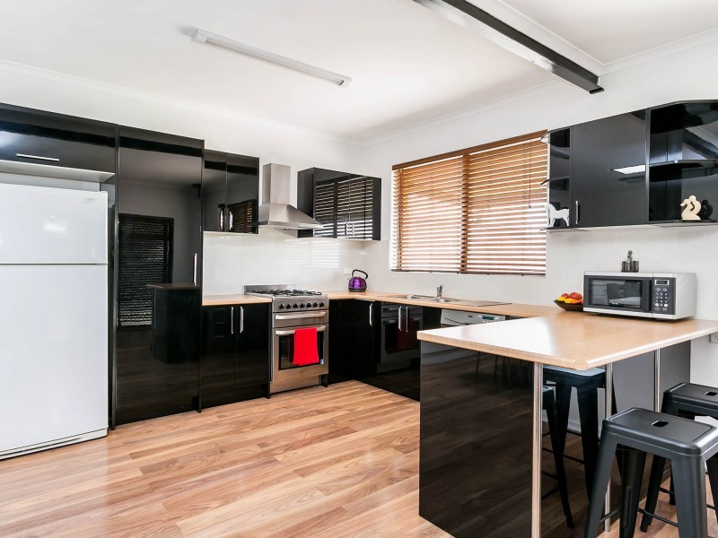 28 Pioneer Street, Seaton SA 5023