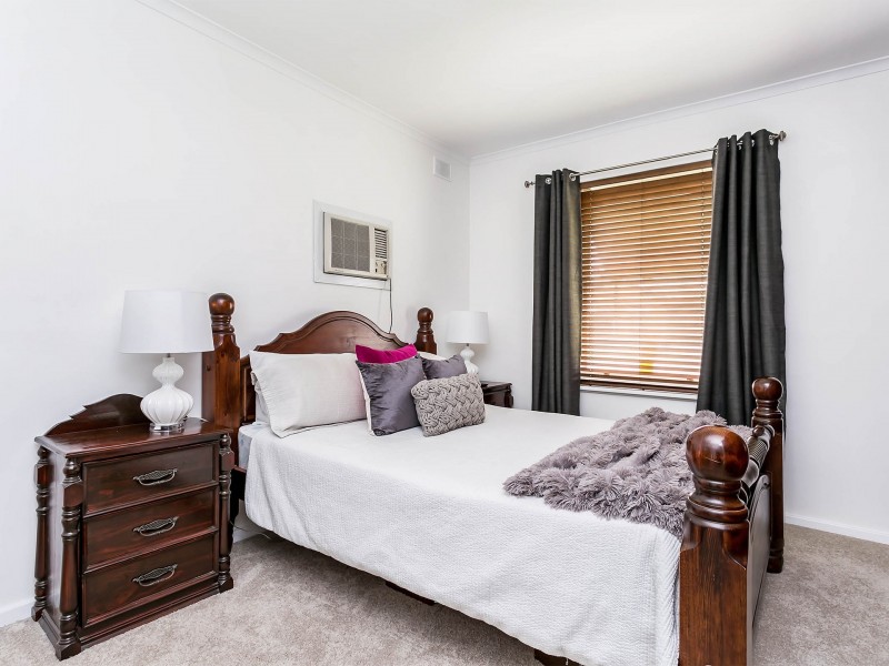 28 Pioneer Street, Seaton SA 5023