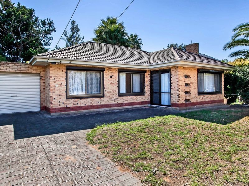 8 Adamson Avenue, Findon SA 5023
