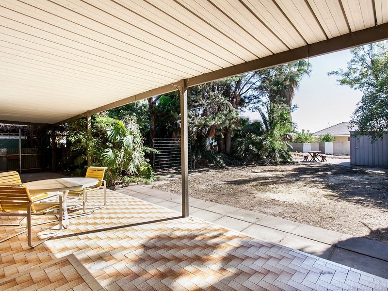 8 Adamson Avenue, Findon SA 5023