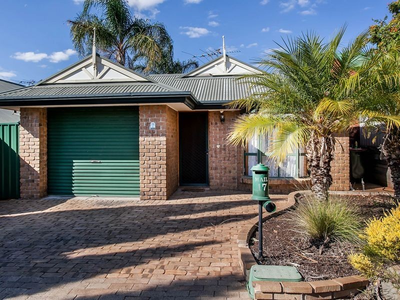 17 Emperor Avenue, Golden Grove SA 5125