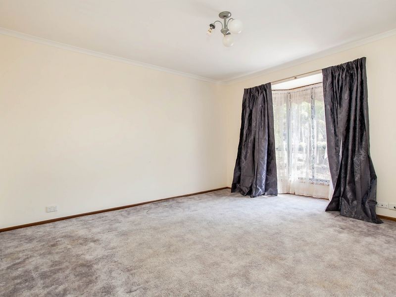17 Emperor Avenue, Golden Grove SA 5125