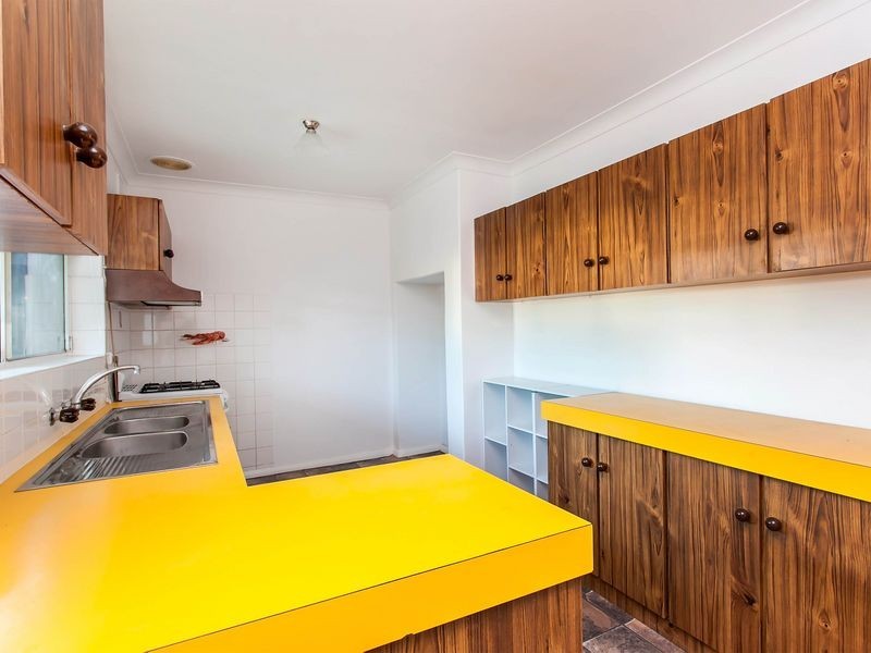 4 Price Avenue, Pennington SA 5013