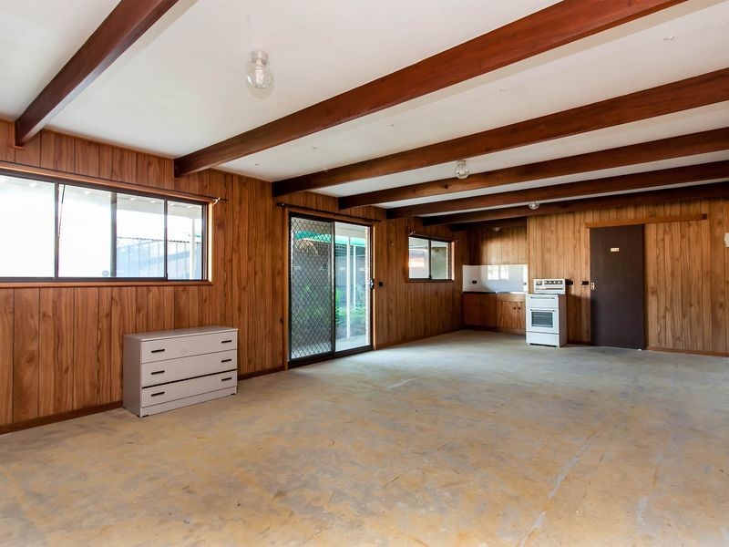 4 Price Avenue, Pennington SA 5013