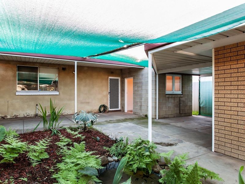 4 Price Avenue, Pennington SA 5013