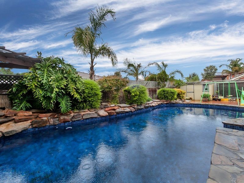 10 Lakeview Avenue, West Lakes SA 5021
