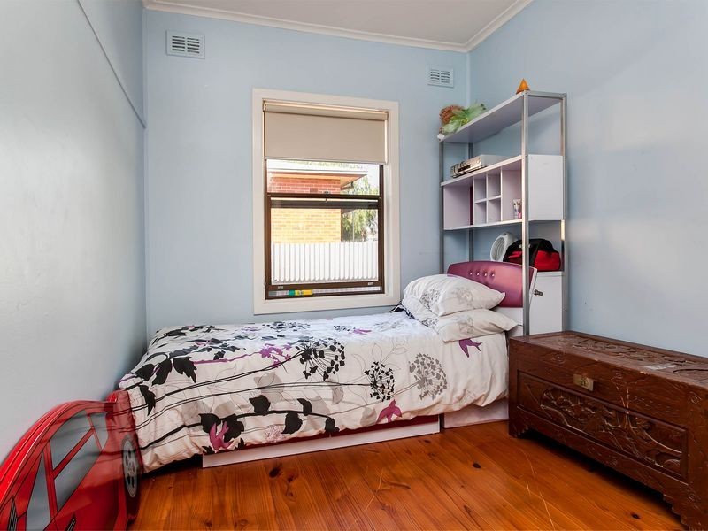 10 Brady Street, Elizabeth Downs SA 5113