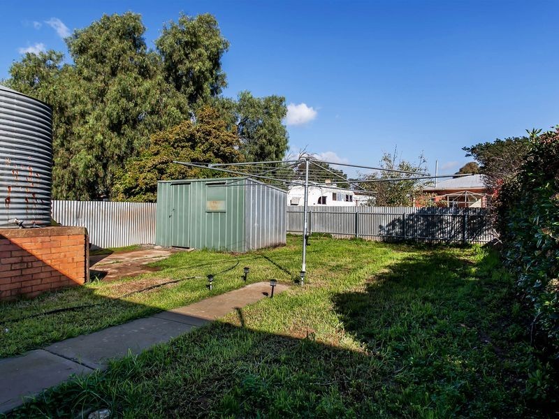 10 Brady Street, Elizabeth Downs SA 5113