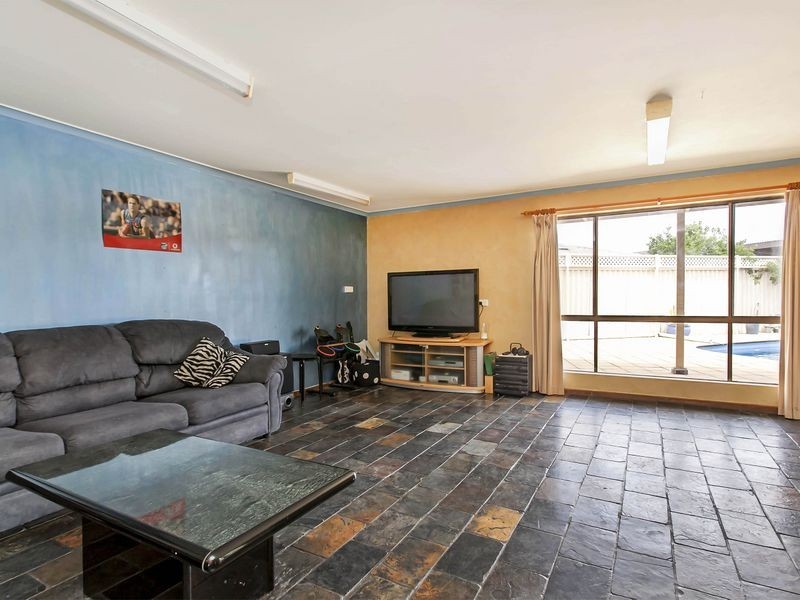 20 Gordon Luxton Drive, North Haven SA 5018