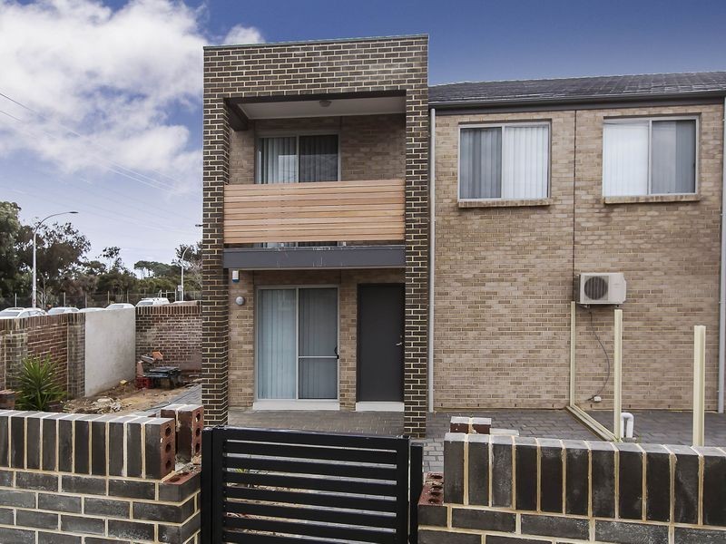 324-326 Tapleys Hill Road, Seaton SA 5023