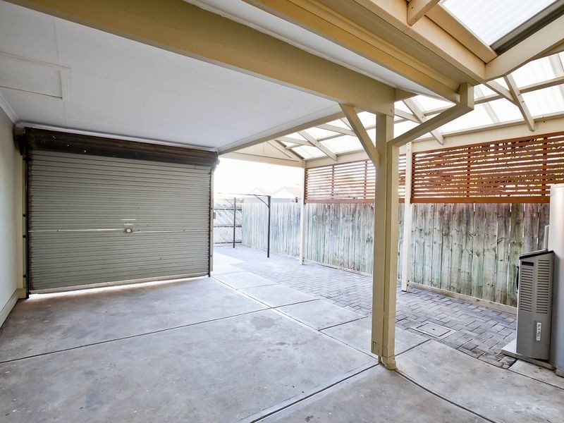 122 Gulf Point Drive, North Haven SA 5018