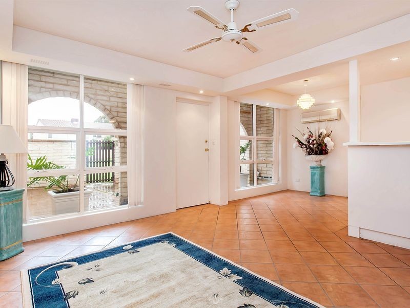 4/10 Varram Way, West Lakes Shore SA 5020