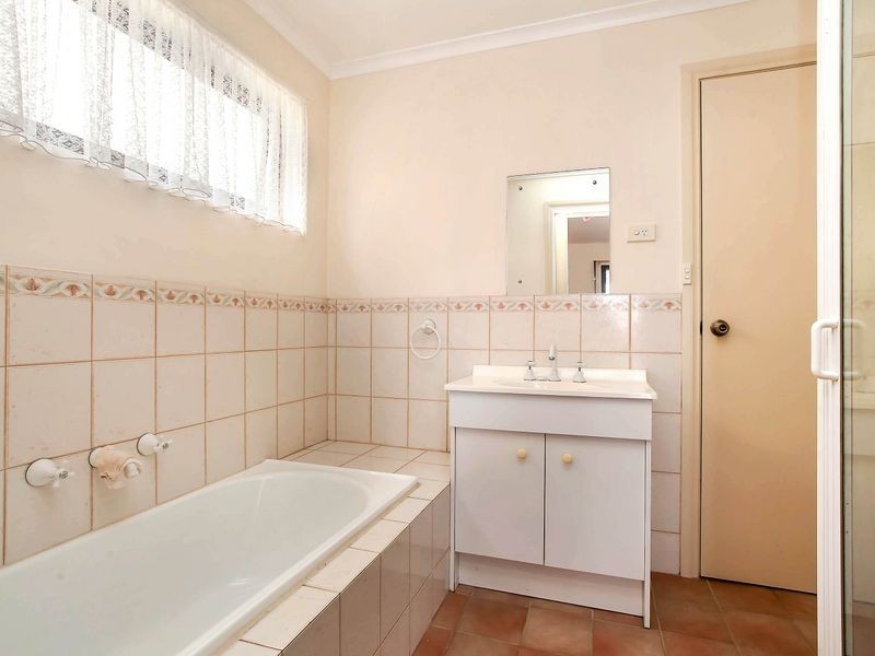 24 One & All Drive, North Haven SA 5018