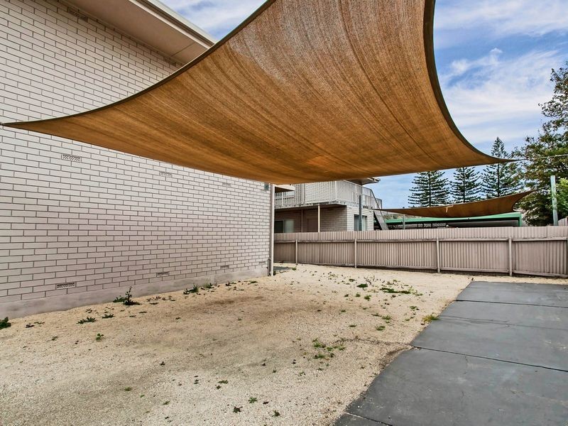 3/11a Alexander Street, Largs Bay SA 5016