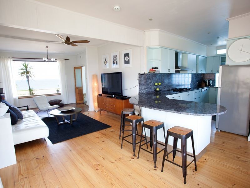 41 North Esplanade, Glenelg SA 5045