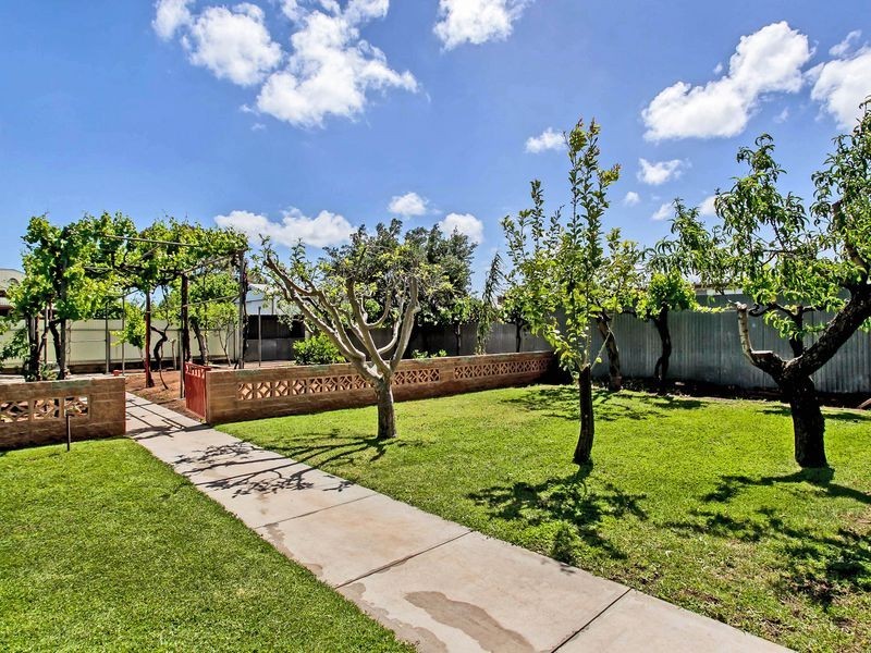 28 Nalara Avenue, Rostrevor SA 5073