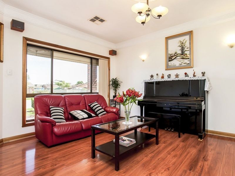 5 Dunstan Court, Pennington SA 5013