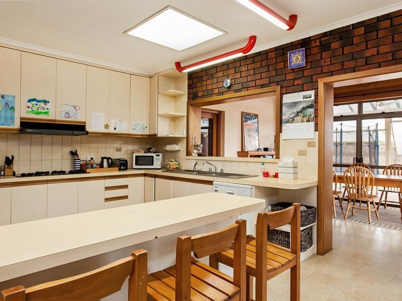 4 Lytham Place, West Lakes SA 5021