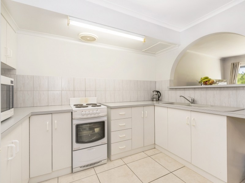 124 Gulf Point Drive, North Haven SA 5018