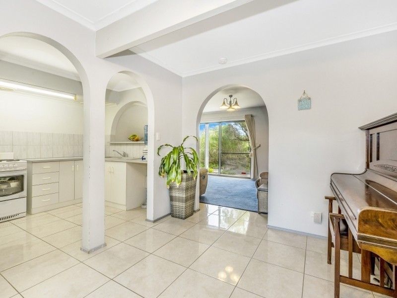 124 Gulf Point Drive, North Haven SA 5018