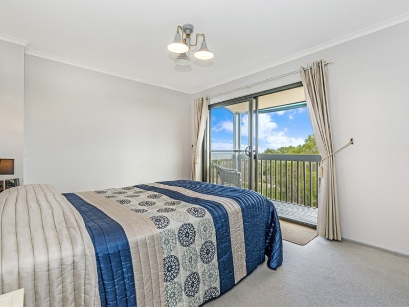 124 Gulf Point Drive, North Haven SA 5018