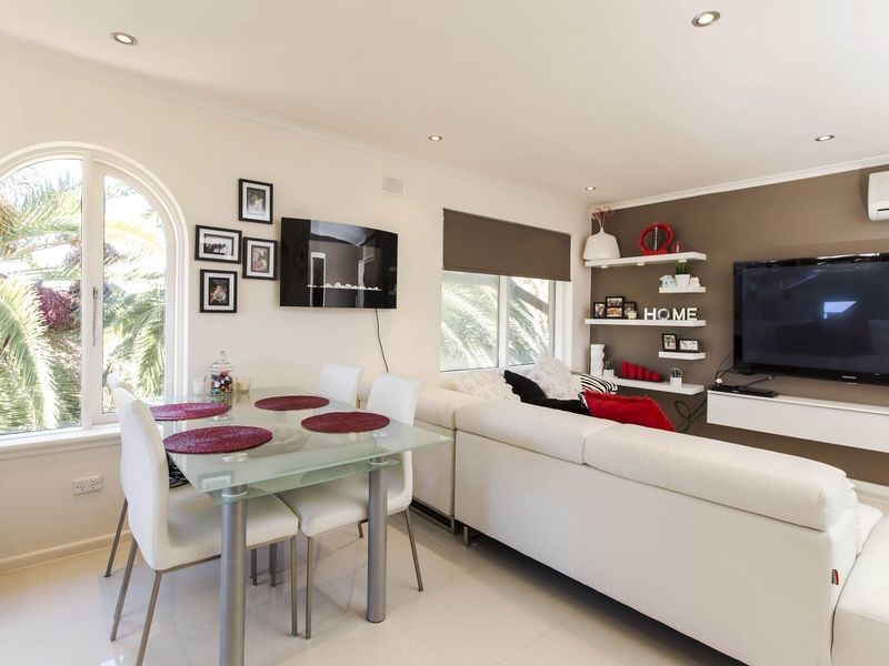 16/17 Caroline Street, Glenelg North SA 5045