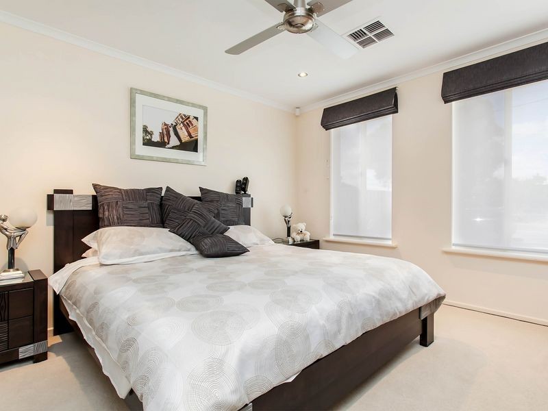 2 Cameron Avenue, Findon SA 5023