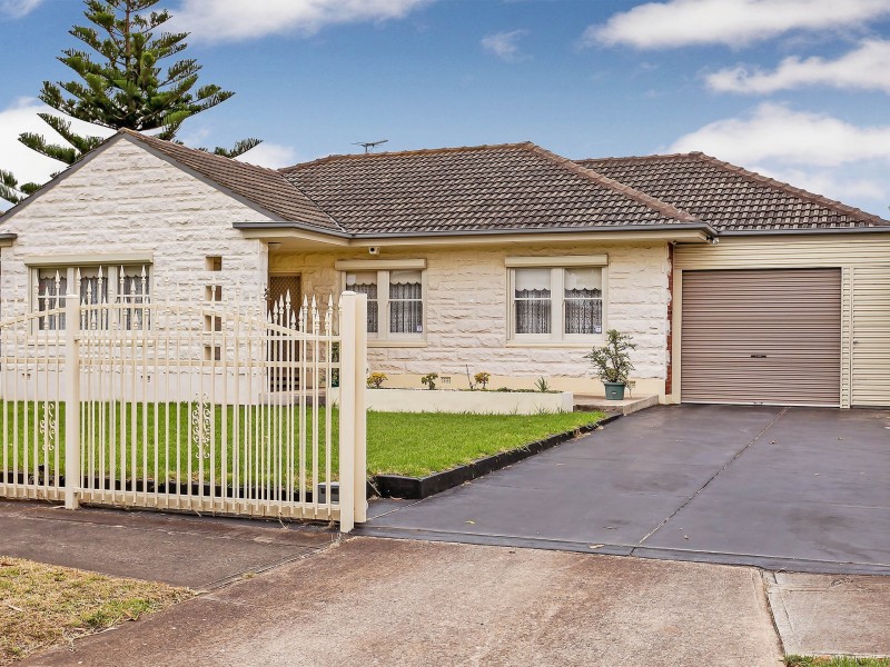 12 Strathbogie Street, Findon SA 5023