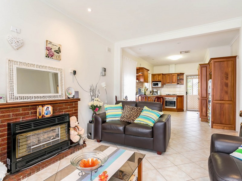 12 Strathbogie Street, Findon SA 5023