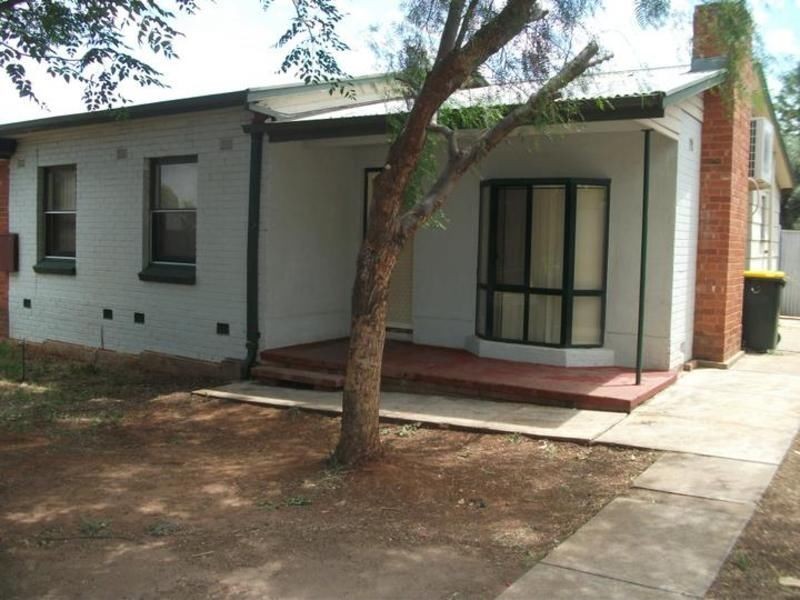 13 Midlow Road, Elizabeth Downs SA 5113