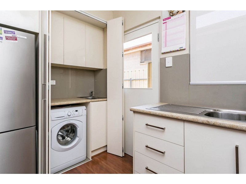 1/14 Murray Street, Albert Park SA 5014