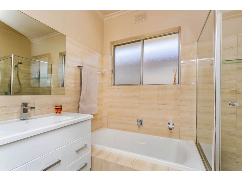 1/14 Murray Street, Albert Park SA 5014