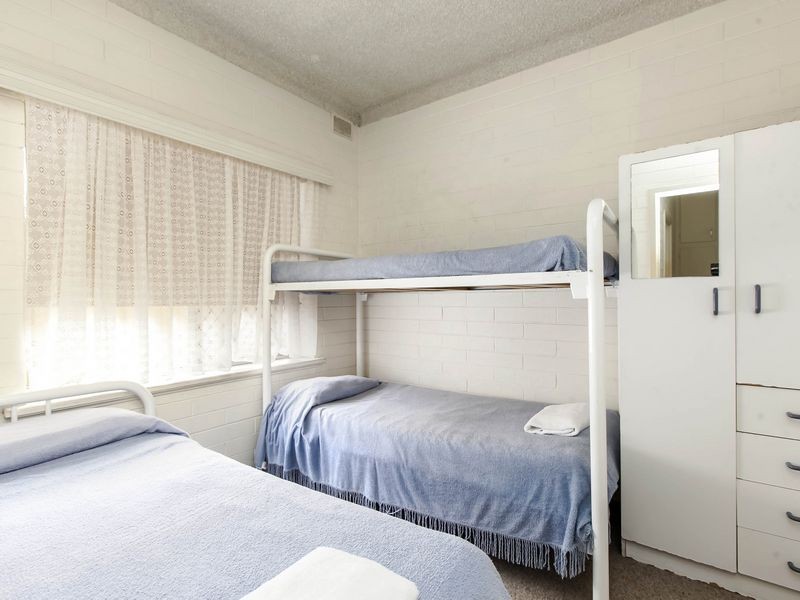 1/90 Seaview Road, West Beach SA 5024