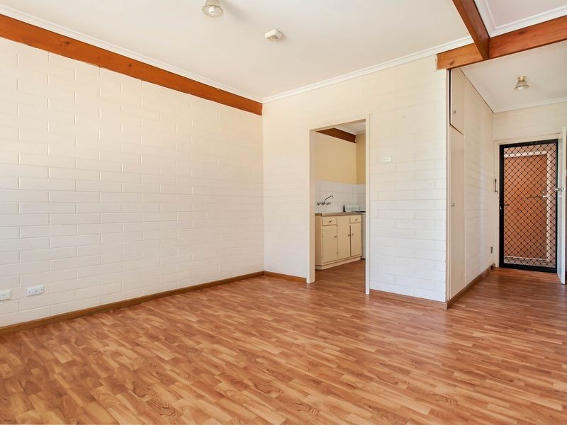1/4 Thames Crescent, Salisbury East SA 5109