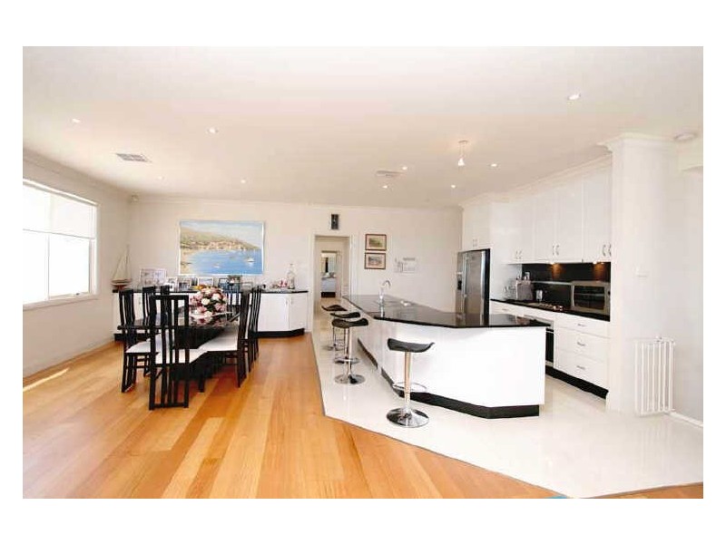 76a Seaview Road, West Beach SA 5024