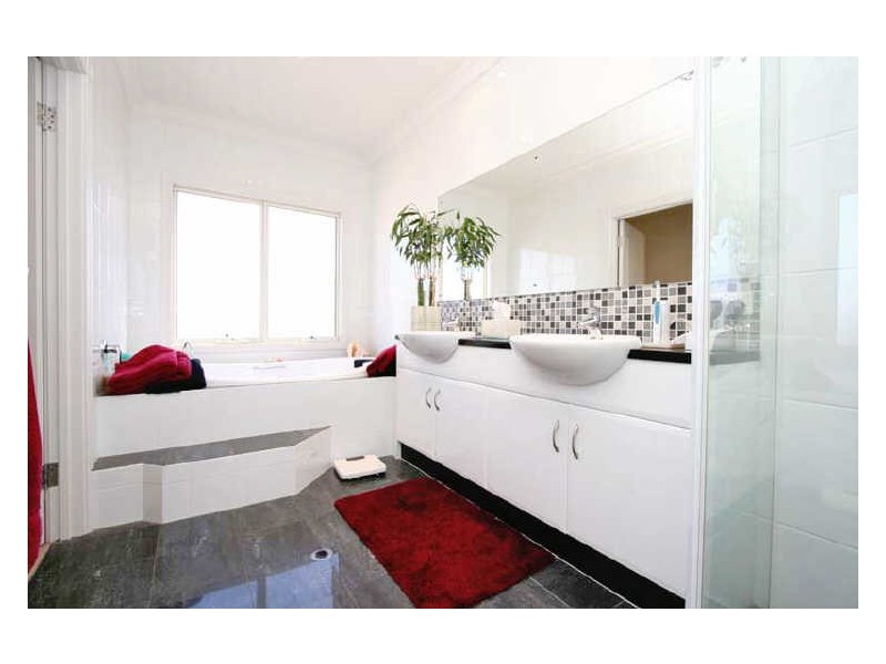 76a Seaview Road, West Beach SA 5024