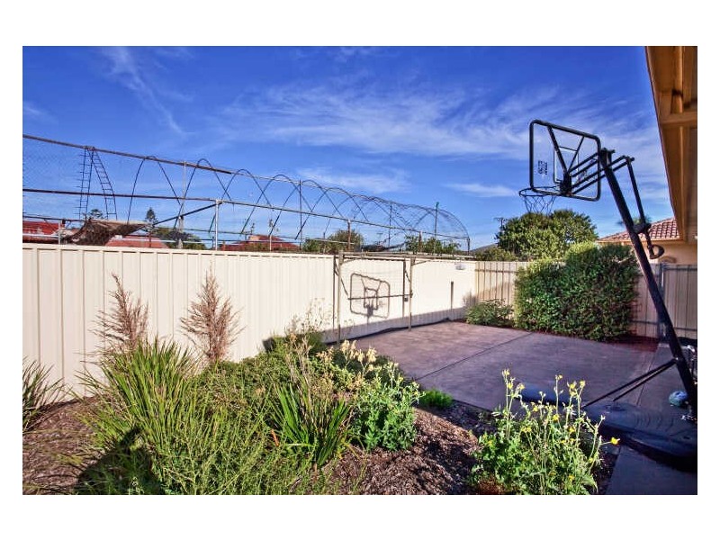 4/2 Pearce Street, Ottoway SA 5013