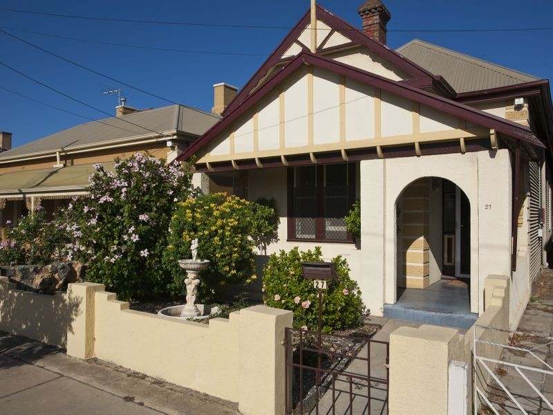 27 Fletcher Road, Birkenhead SA 5015