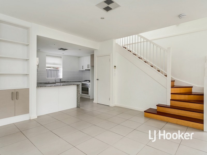 5/8 West Beach Road, West Beach SA 5024