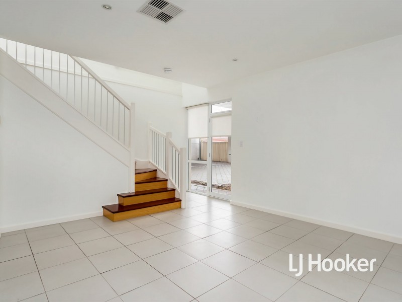 5/8 West Beach Road, West Beach SA 5024