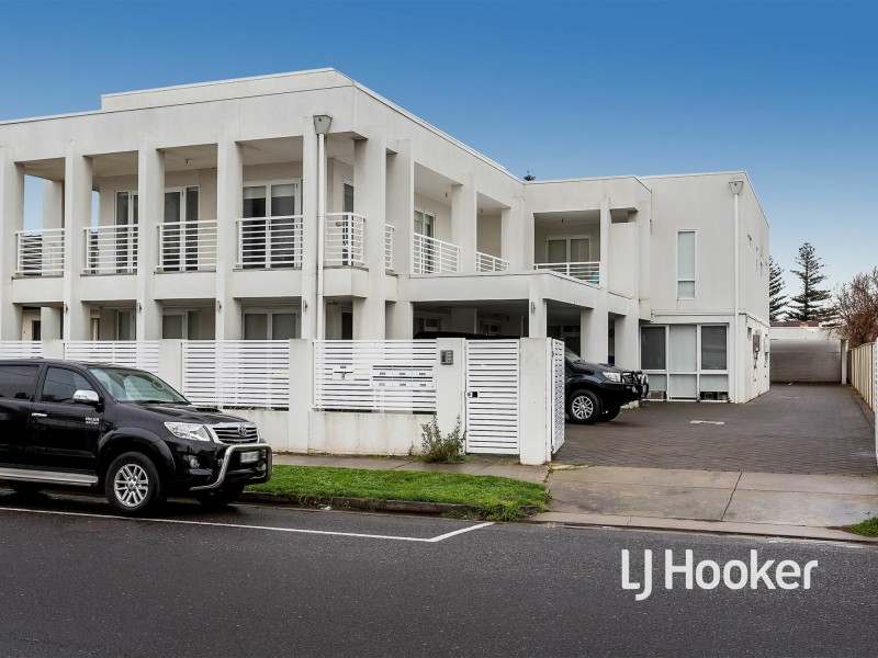 5/8 West Beach Road, West Beach SA 5024