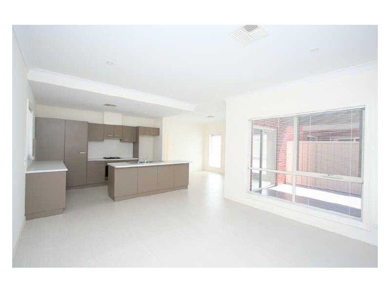 33 Manly Circuit, West Lakes Shore SA 5020