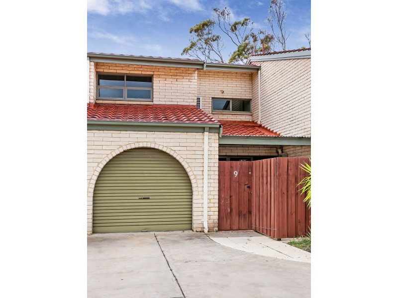 9/1 Mooloola Way, West Lakes Shore SA 5020