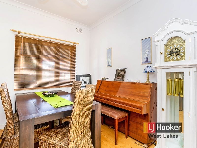 1 Fifth Avenue, Seaton SA 5023