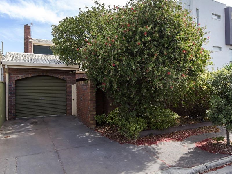 2/3 Percival Street, Glenelg SA 5045