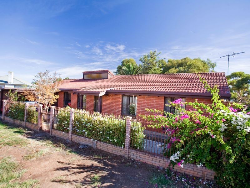 21 Stevens Street, Seaton SA 5023