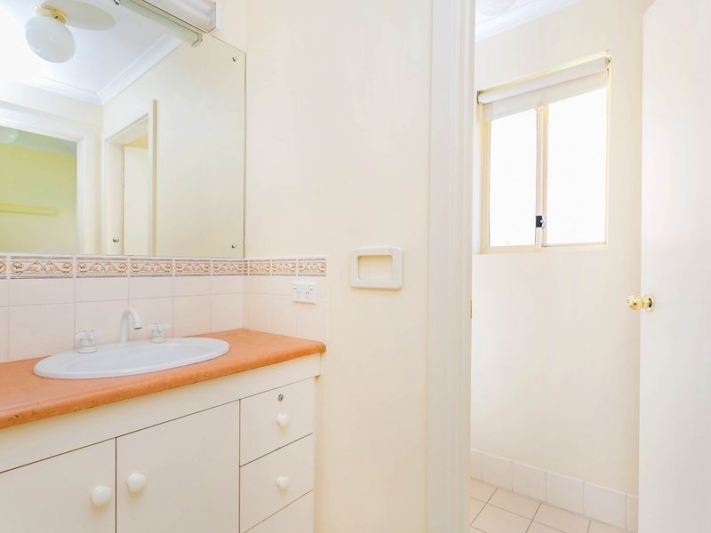 51 Saltram Parade, Oakden SA 5086