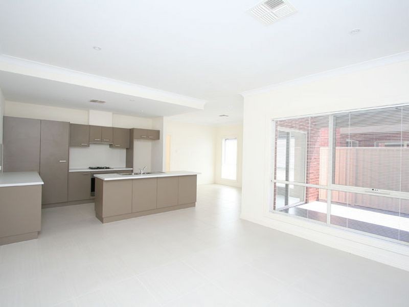 31 Manly Circuit, West Lakes Shore SA 5020